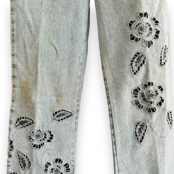 Vintage Le Jealous Beaded Floral Cut-Out Light Wash Jeans - Size W30 - Picture 11 of 16
